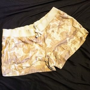 Mix & Co. Camo pocket shorts